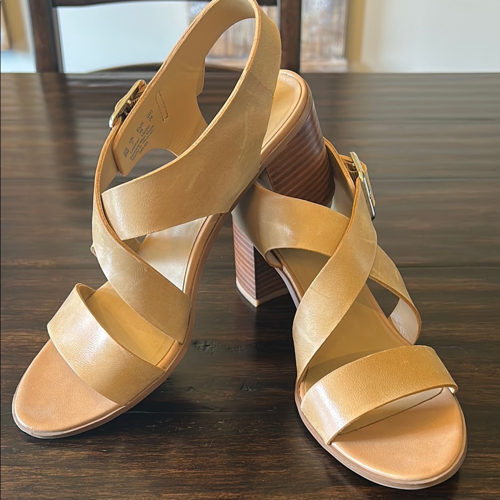 Franco Sarto camel color heels